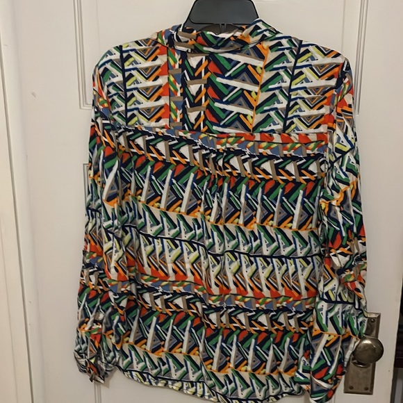 Unbranded button down shirt, pockets in front, colorful design, size L - Picture 5 of 7